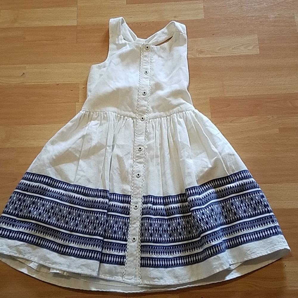 Girls dress